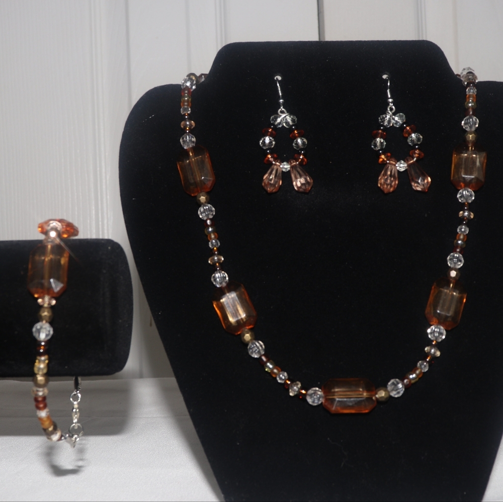 Elegant Brown Jewelry Set